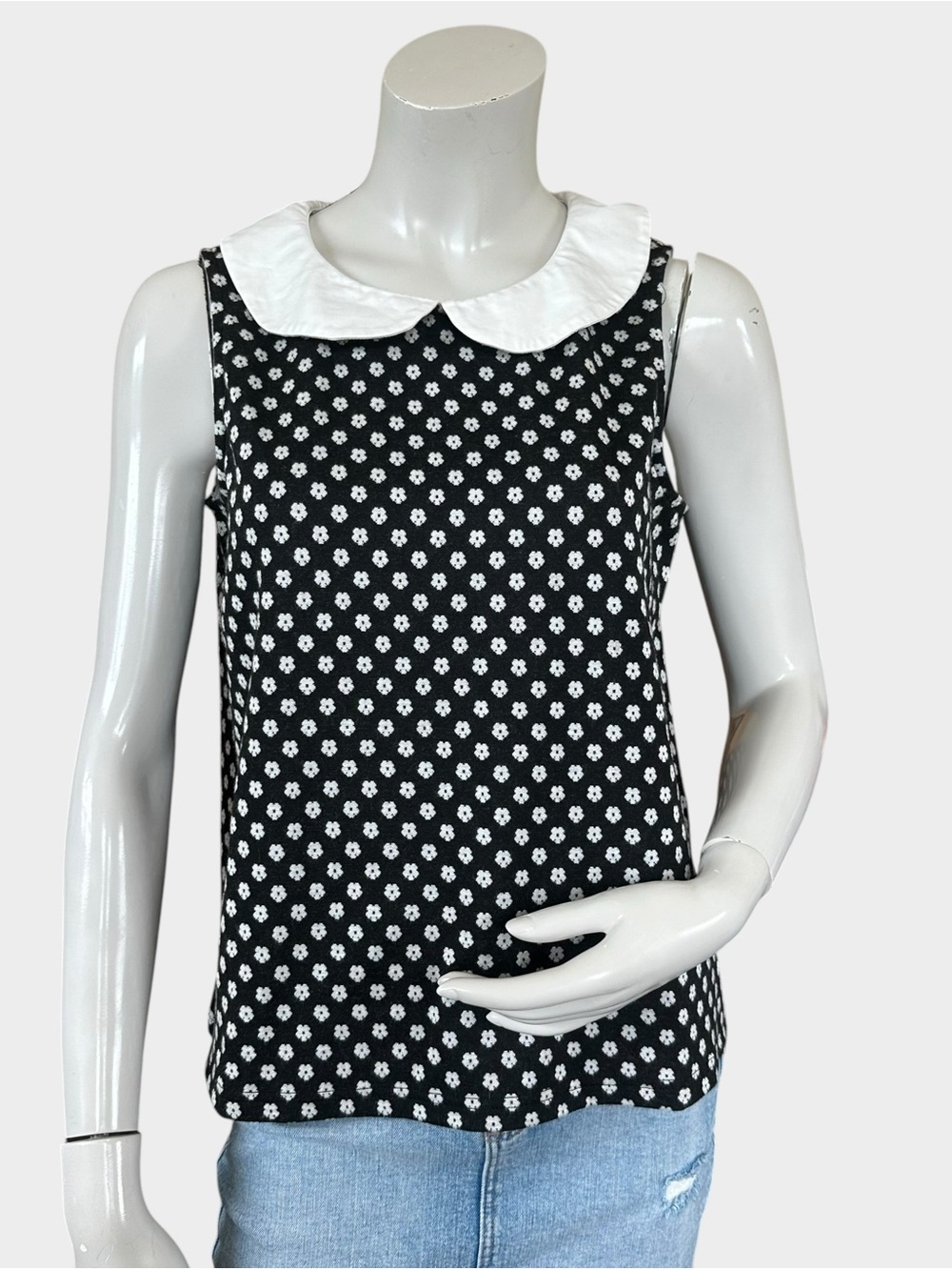 ModCloth Black and White Mod Floral Print Peter Pan Collar Sleeveless Top Large
